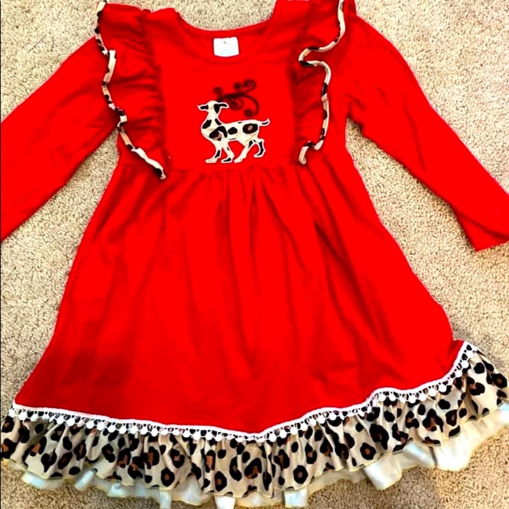 Super cute new boutique dress for holidays! Fits 4/5